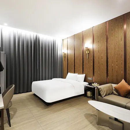 Hound Hotel Incheon Airport